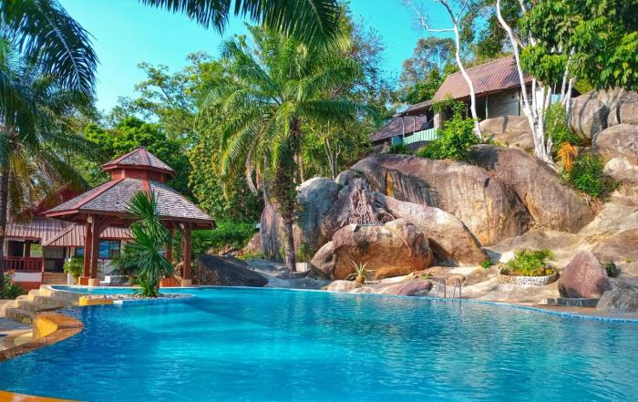 samui wooden hill