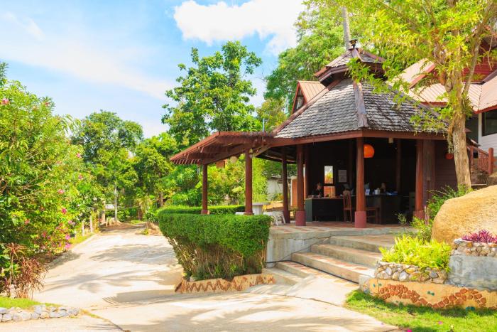 samui wooden hill