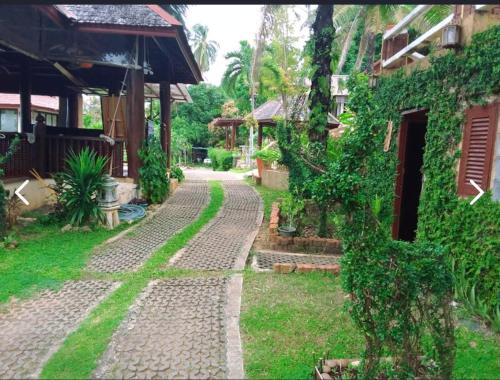 samui wooden hill