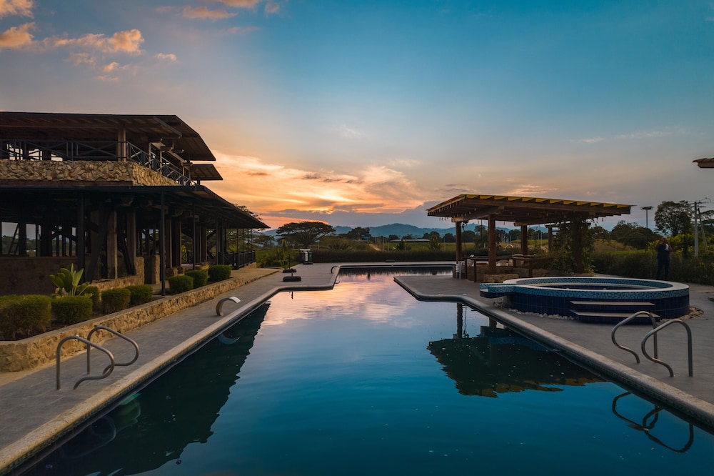 hotel el cielo en la tierra