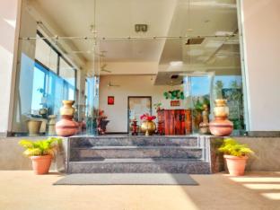 hampi delmont resort