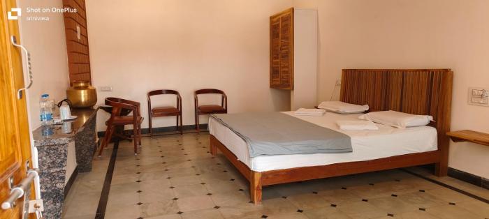 hampi delmont resort