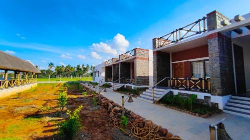 Hampi Delmont Resort,,3 star