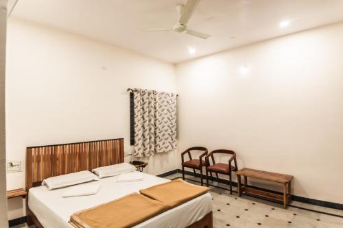 hampi delmont resort