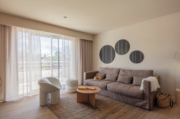 hotel horizon resort massane and spa