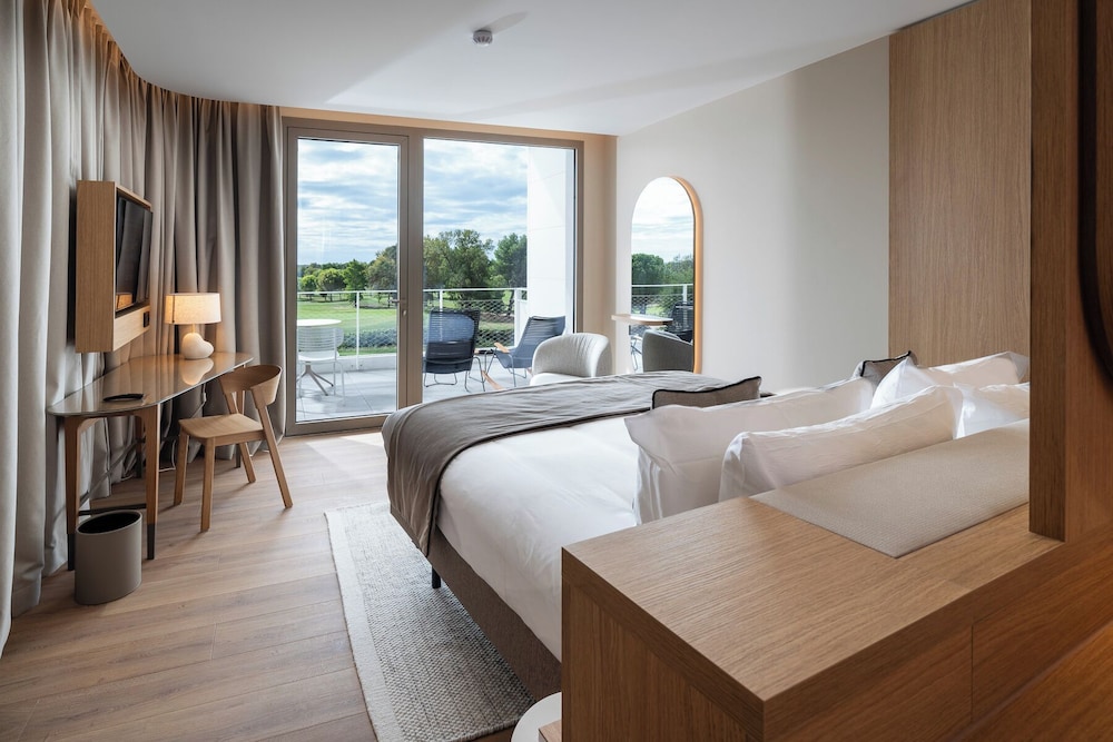 hotel horizon resort massane and spa