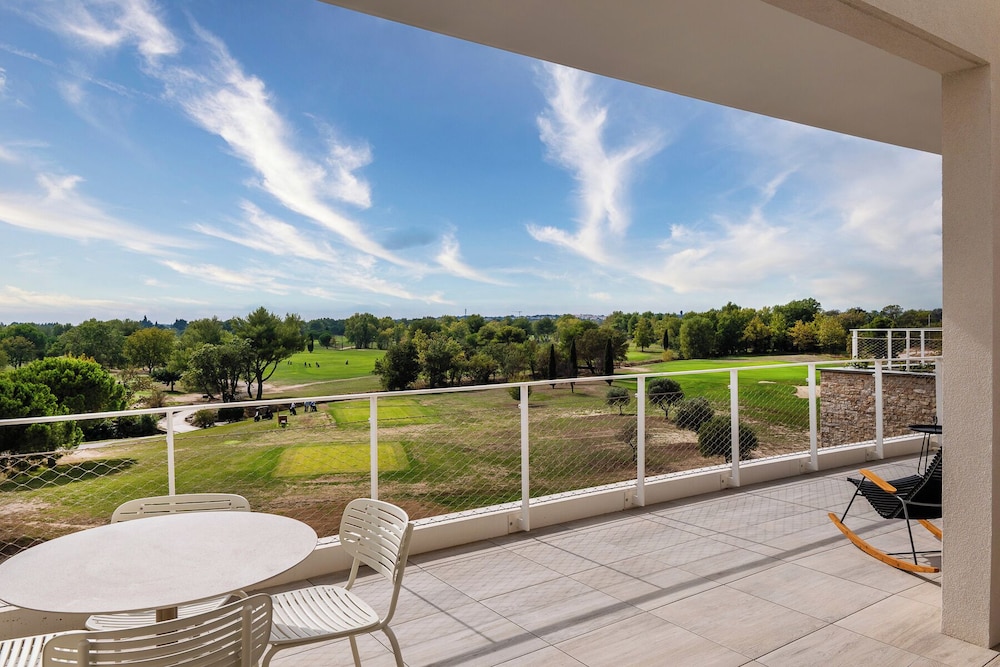 hotel horizon resort massane and spa