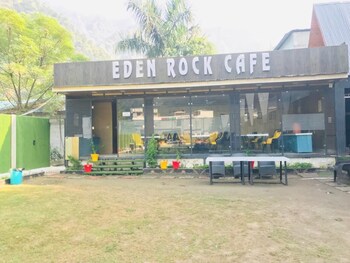 eden rock river resort