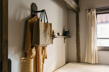 toki retreat van long