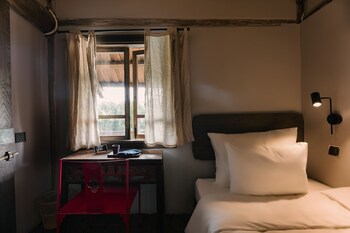 toki retreat van long