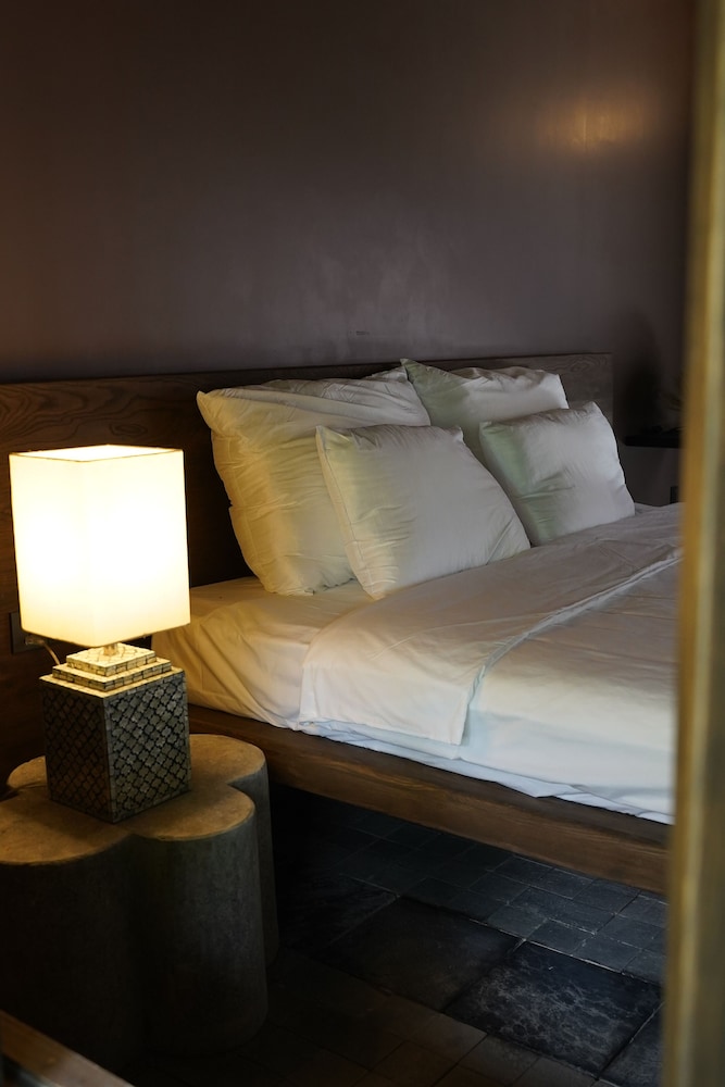 toki retreat van long