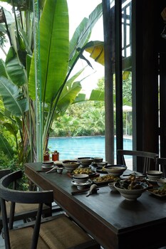 toki retreat van long