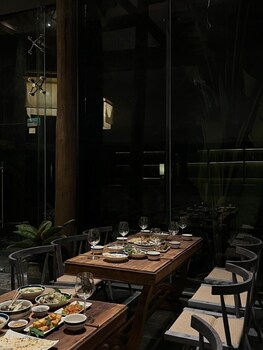 toki retreat van long