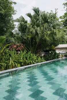 toki retreat van long