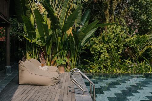 toki retreat van long