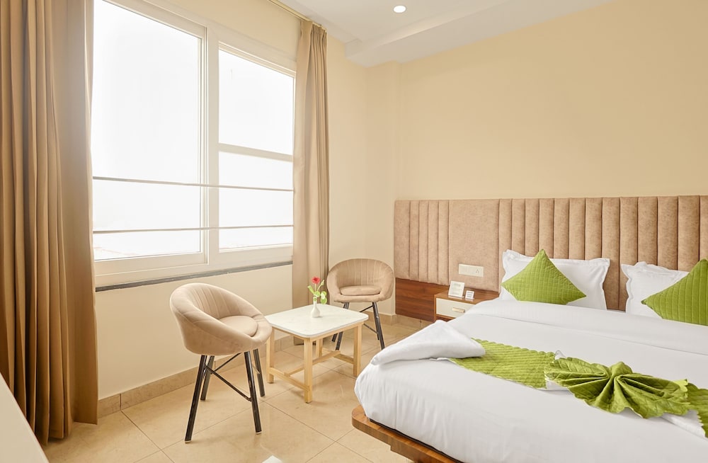 hotel veda inn by blue lotus