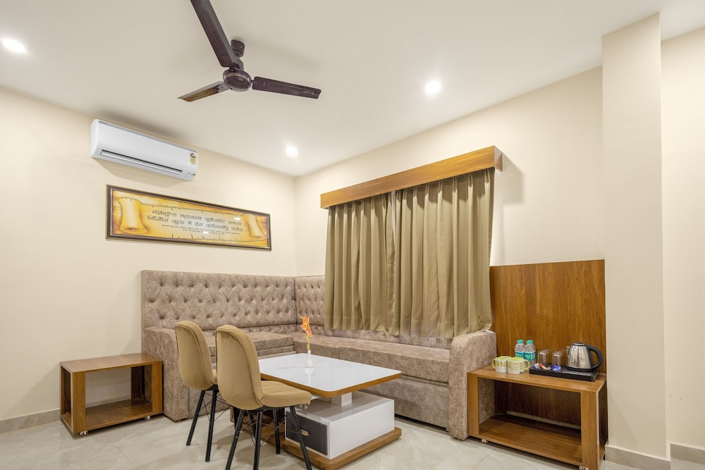 hotel veda inn by blue lotus