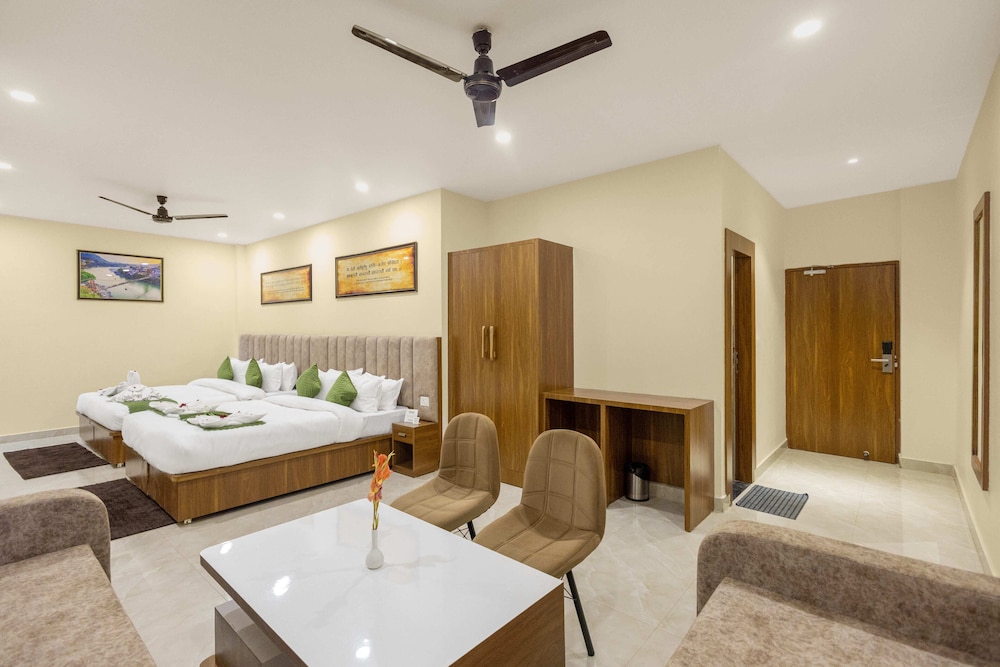 hotel veda inn by blue lotus