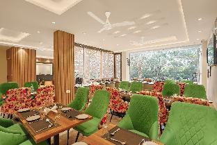 One Earth Elegant,,3 star