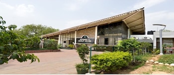 aravalli golf course
