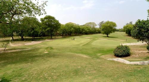 Aravalli Golf Course,,2 star