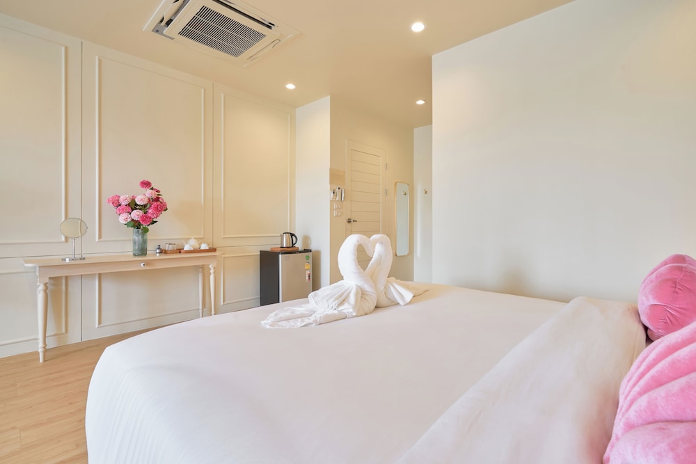 hawa house phuket