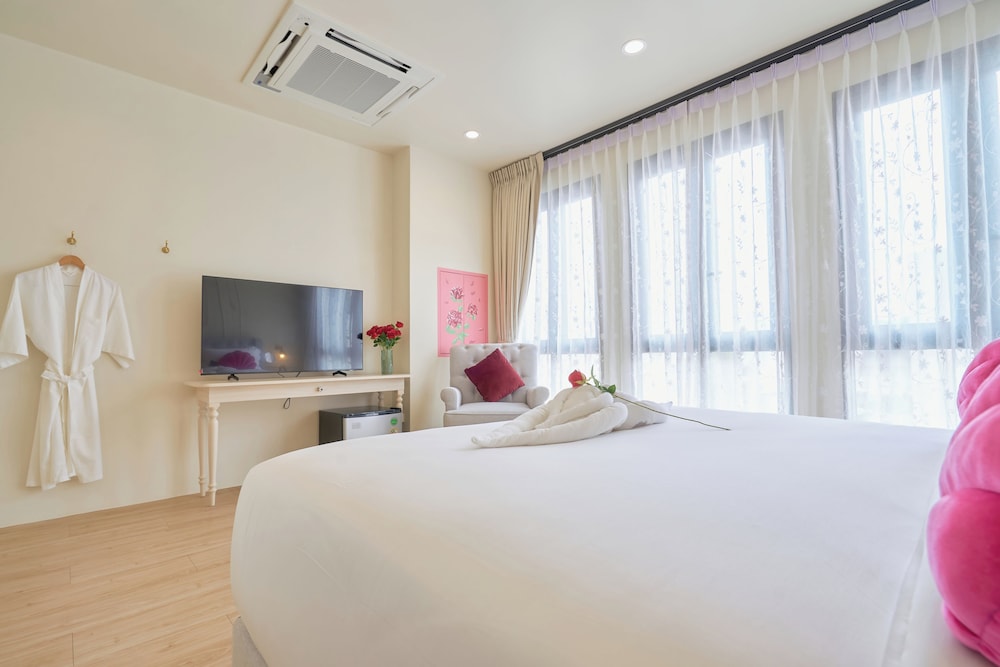 hawa house phuket