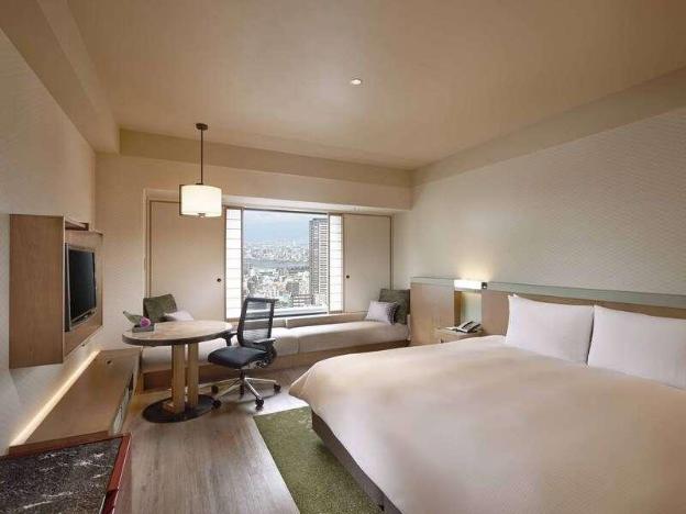 hilton osaka