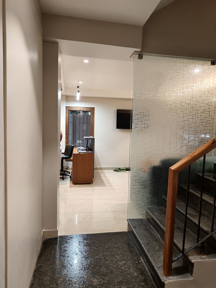 sakthi holidays inn