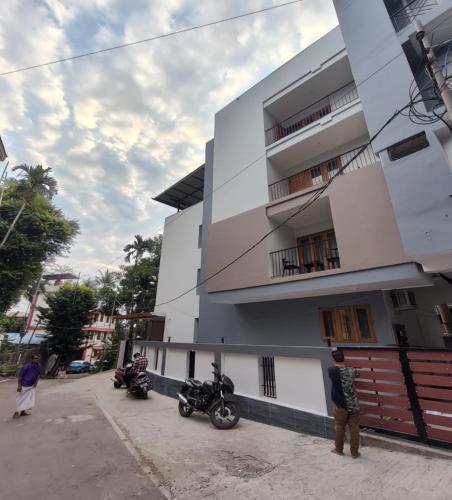 sakthi holidays inn