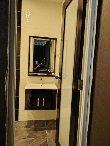 the ardens hotel nong chik