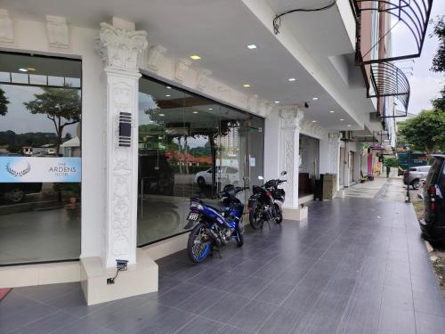 the ardens hotel nong chik