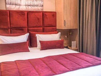 rent inn boutique hotel