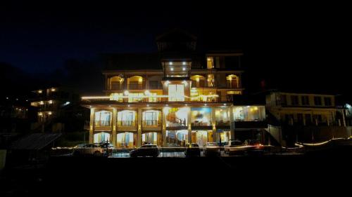 The Wild Arena Dhanaulti,,2 star