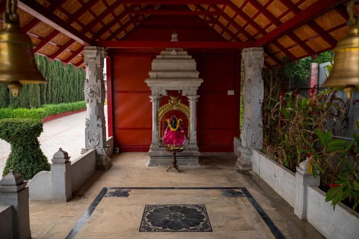 poojaris niranthara kabini