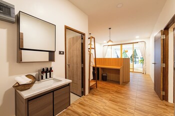 inthada at mae kampong