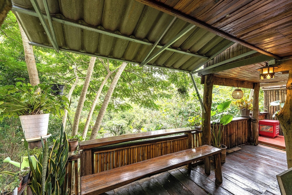 monruamsuk homestay cafe and bistro