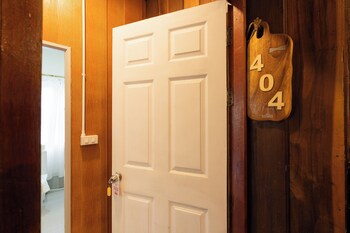 monruamsuk homestay cafe and bistro