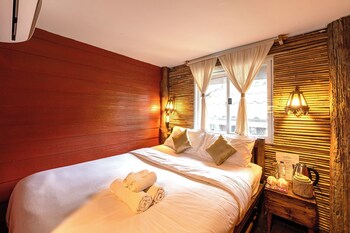 monruamsuk homestay cafe and bistro