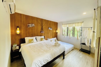 monruamsuk homestay cafe and bistro