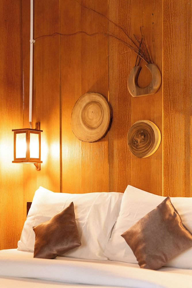 monruamsuk homestay cafe and bistro