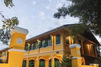 bhirom at baan thongjaya