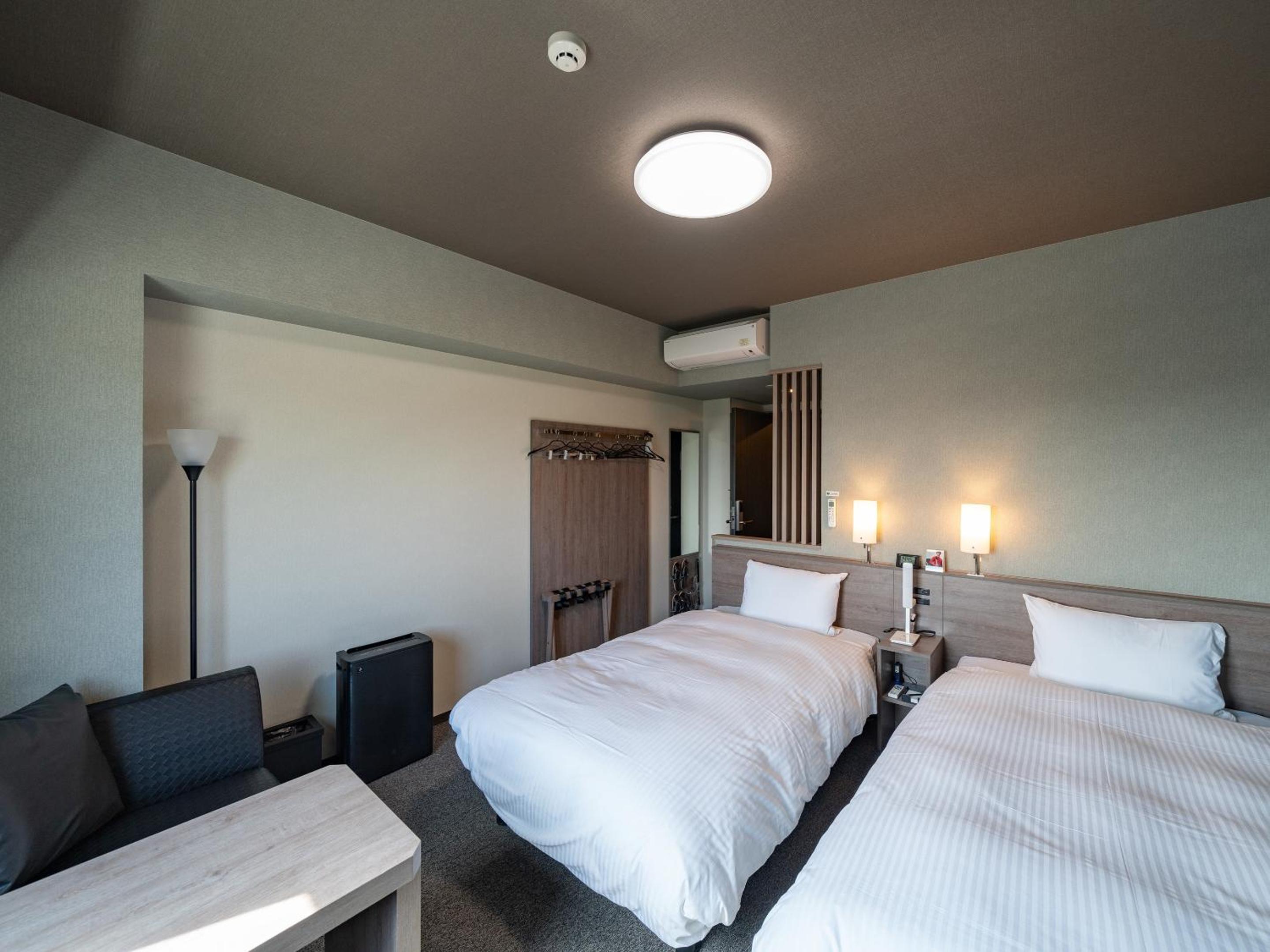 hotel route inn tokushima airport matsushige smart inter