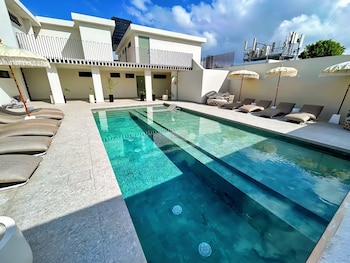 bali posh hotel pr