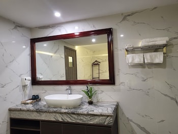 luxury phoenix hotel