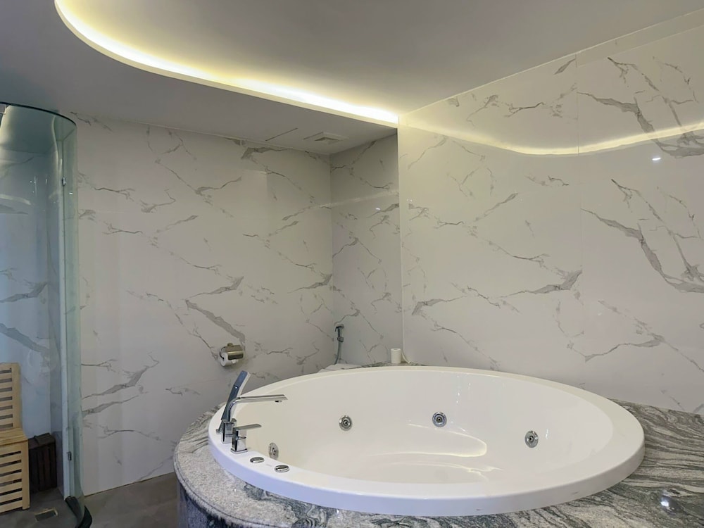 luxury phoenix hotel