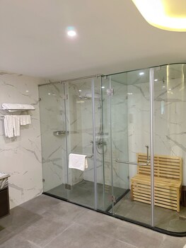 luxury phoenix hotel