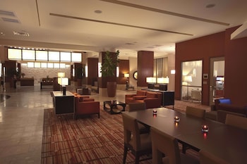 embassy suites palmdale