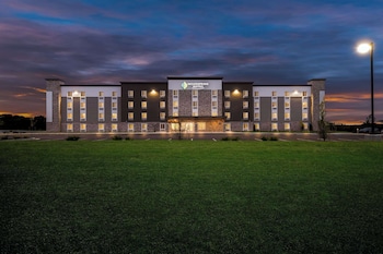 woodspring suites kansas city airport