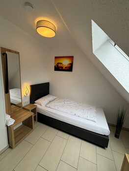 gap hotel event and more